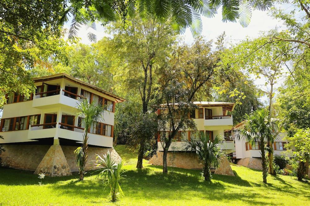 Villa Maya Flores Exterior foto