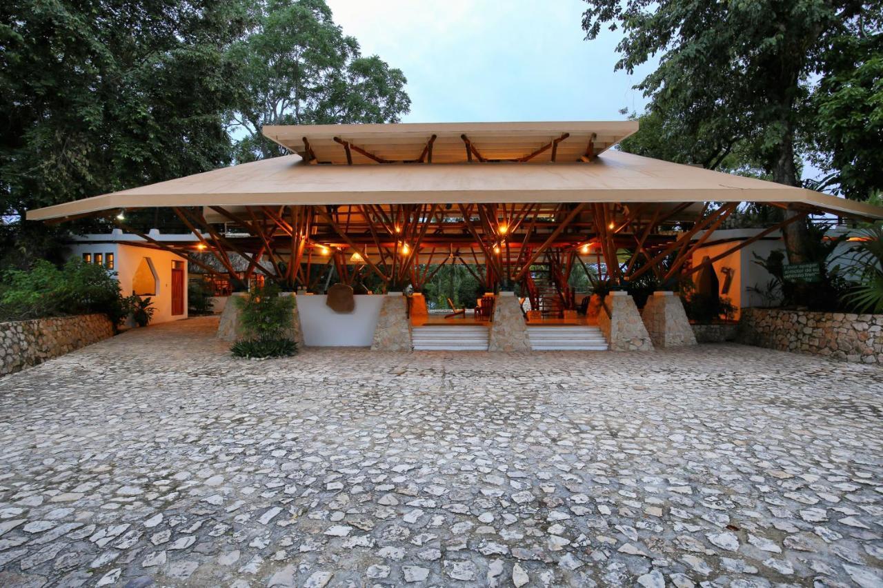 Villa Maya Flores Exterior foto