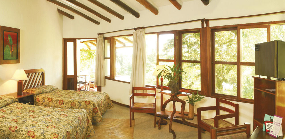 Villa Maya Flores Exterior foto
